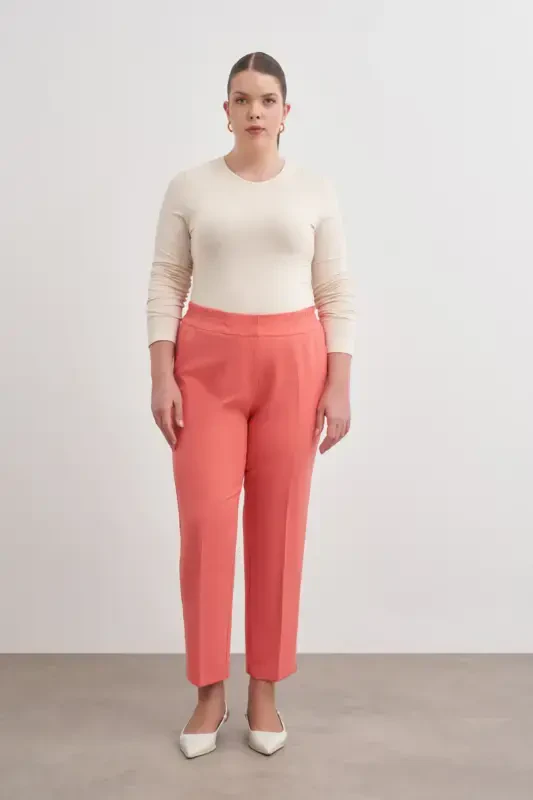 Detailed Carrot Trousers - 2