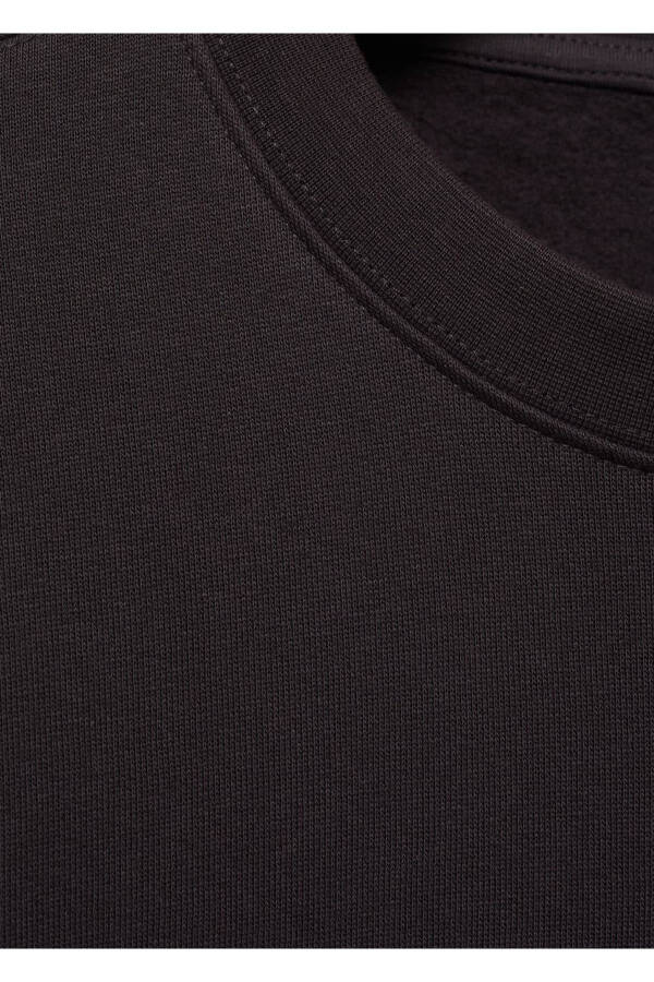 Detailed embroidered 100% cotton sweatshirt - 8