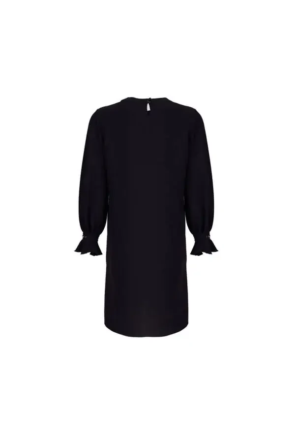 Detailed Tunics for Arm Work - 3