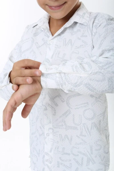 Детская рубашка из белой вафельной ткани с серым рисунком букв - CARTELLINI (1)