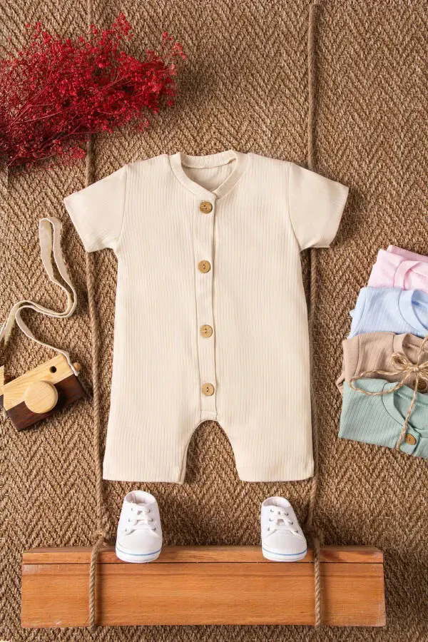 Детский комплект с органическим комбинезоном на пуговицах из дерева с коротким рукавом - 6
