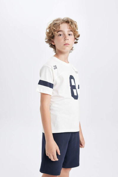 Детский набор для мальчика с футболкой с коротким рукавом и шортами с принтом 2 шт. Слоновая кость - 5