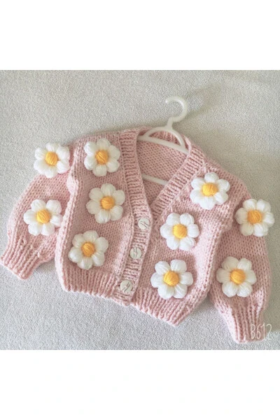 Детский вязаный кардиган с ромашками - İZMIRBLANKET