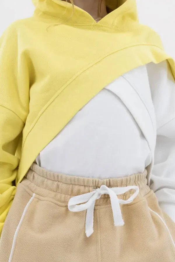 Девочка-подросток асимметричный жёлтый свитшот - 2