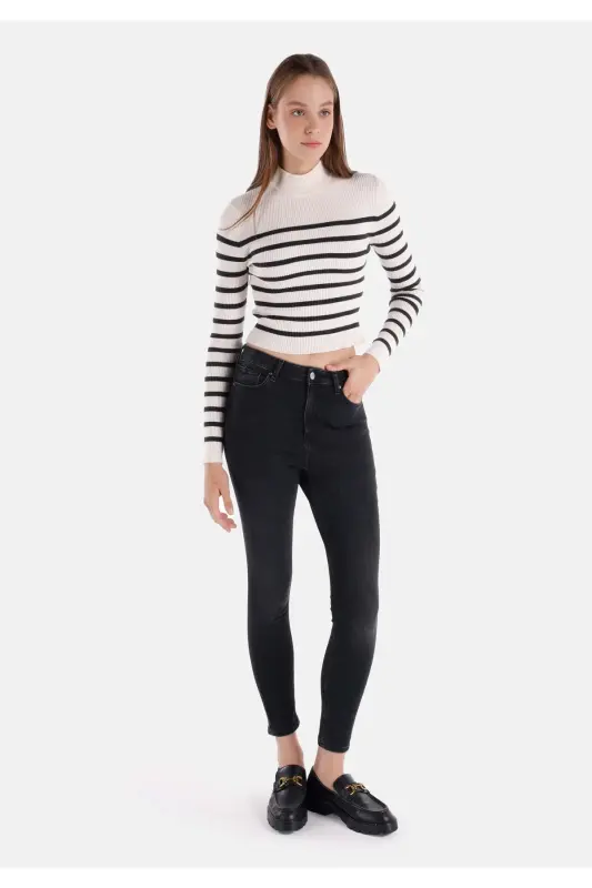 Diana Super Slim Fit Yuqori Bel Tor Qora Ayollar Shimini - COLIN'S