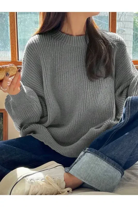 Dier Moda Women's Oversized Sweater - 2