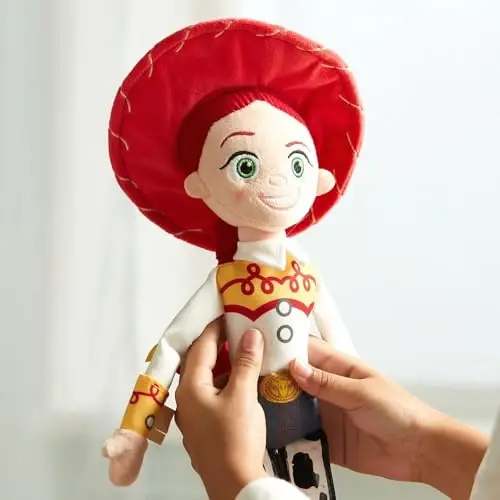 Disney Store Официальная плюшевая игрушка История игрушек, Джесси, культовый плюшевый персонаж с вышитыми глазами и мягкими плюшевыми чертами, подходит для всех возрастов - 3