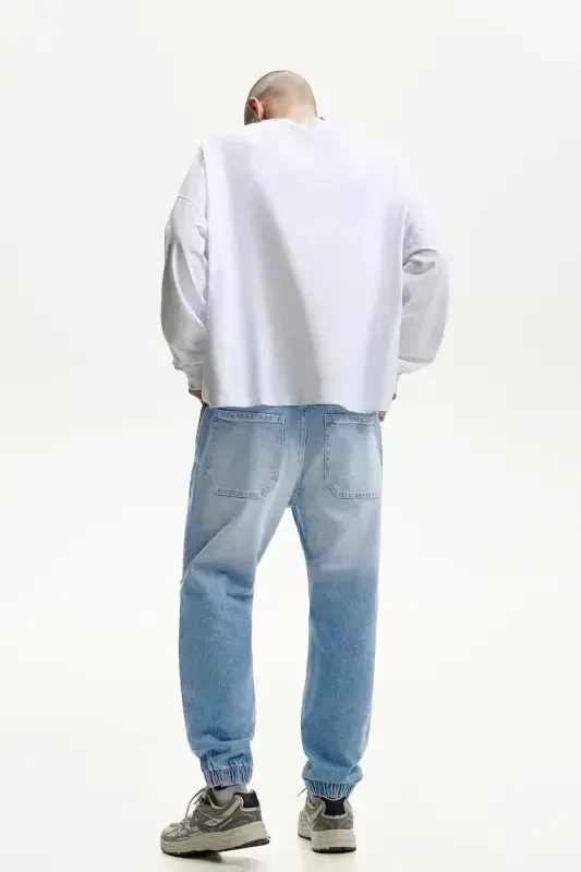 Distressed jogger jean - 3