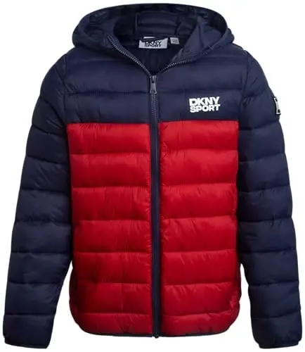 DKNY Boys Jacket – Oʻrta ogʻirlikdagi izolyatsiyalangan tikilgan tashqi kiyim Parka Puffer Palto – Suvga chidamli oʻgʻil bolalar qishki kapüşonli kurtkasi (8-20) - 6