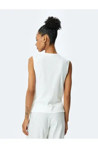 Dokulu Degaje Yaka Kolsuz Bluz-Ekru - 4