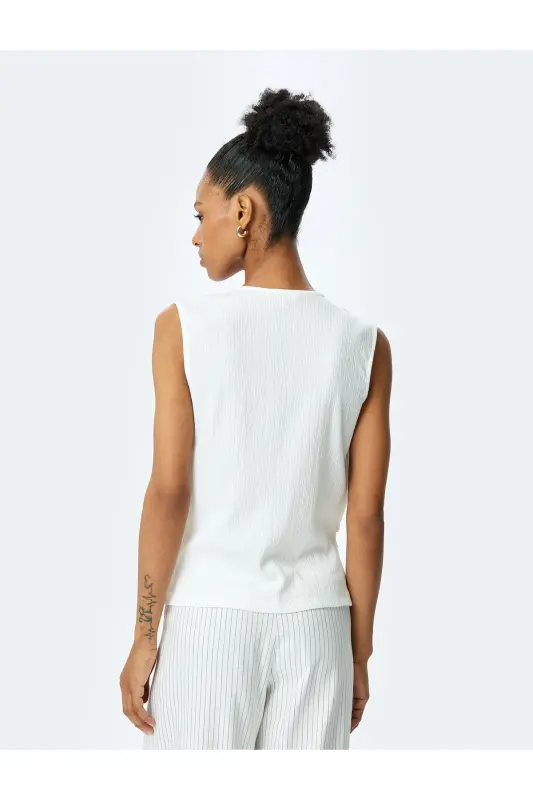 Dokulu Degaje Yaka Kolsuz Bluz-Ekru - 4