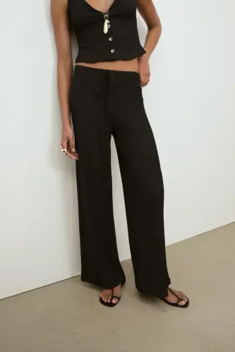 DOKULU STRAIGHT FIT PANTOLON-Siyah - ZARA (1)