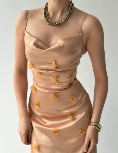 Dora Floral Detail Dress - 6