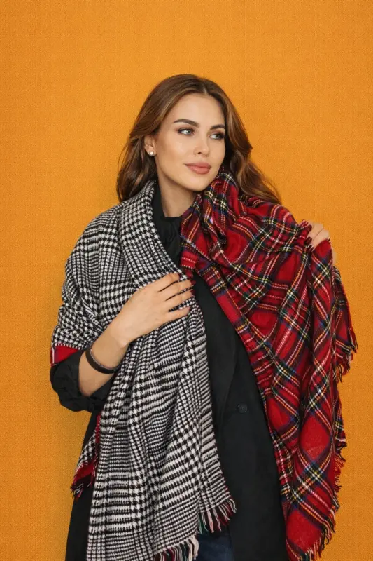 Double-Sided Plaid Scarf - LAVIYONSA