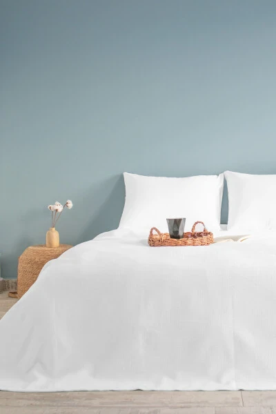 Double White Checkered Blanket, Checkered Hotel Blanket 200x230 - SETHOME COLLECTION