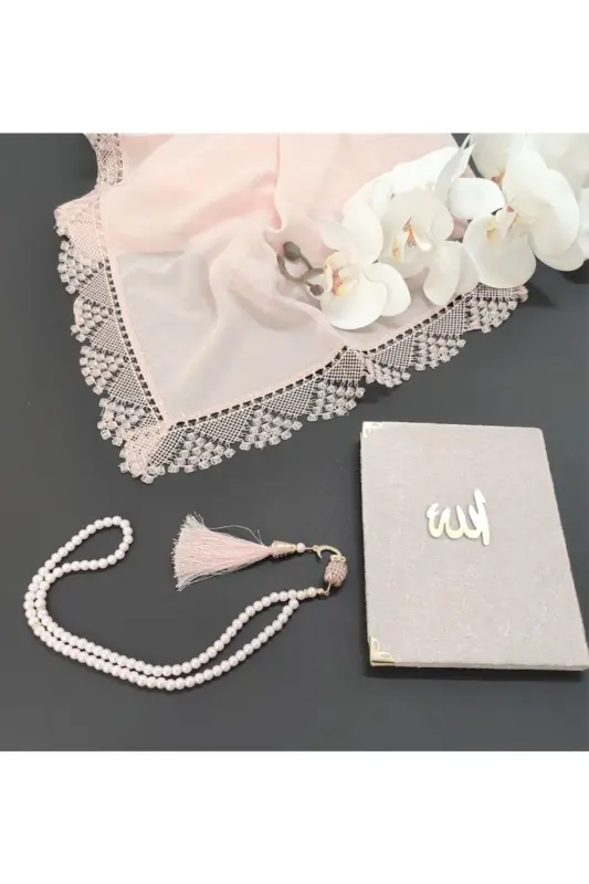 Dowry, gift, bridal set, needle embroidered prayer rug, Quran, rosary - 4