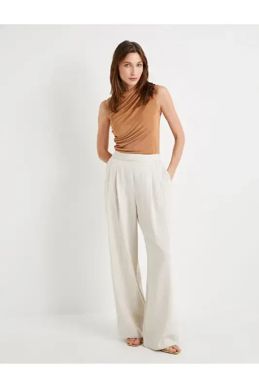 Drape Blouse Sleeveless Slim Fit - 2