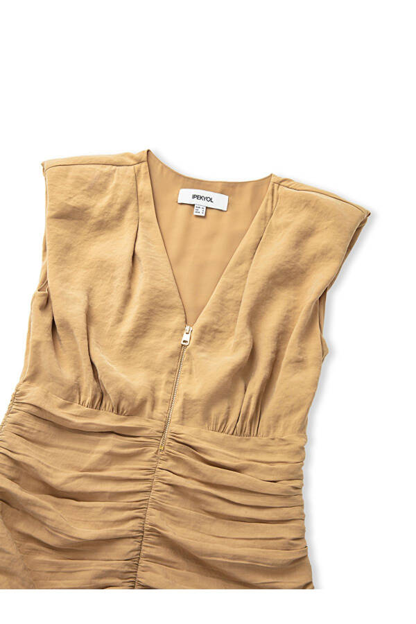 Drape qilingan mini ko'ylak - 4