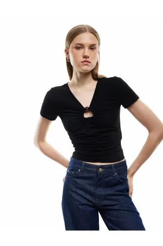 Draped Short Sleeve Accessory Detailed V-Neck T-Shirt - 1