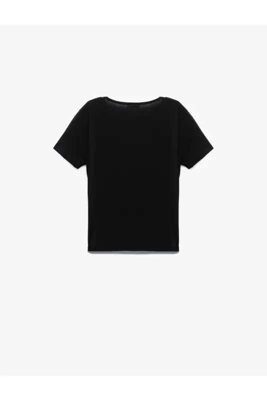 Draped Short Sleeve Accessory Detailed V-Neck T-Shirt - 4