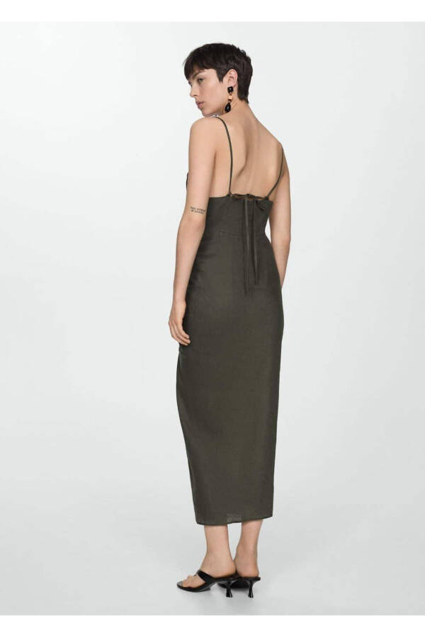 Drape detaylı yırtmaçlı elbise - 4