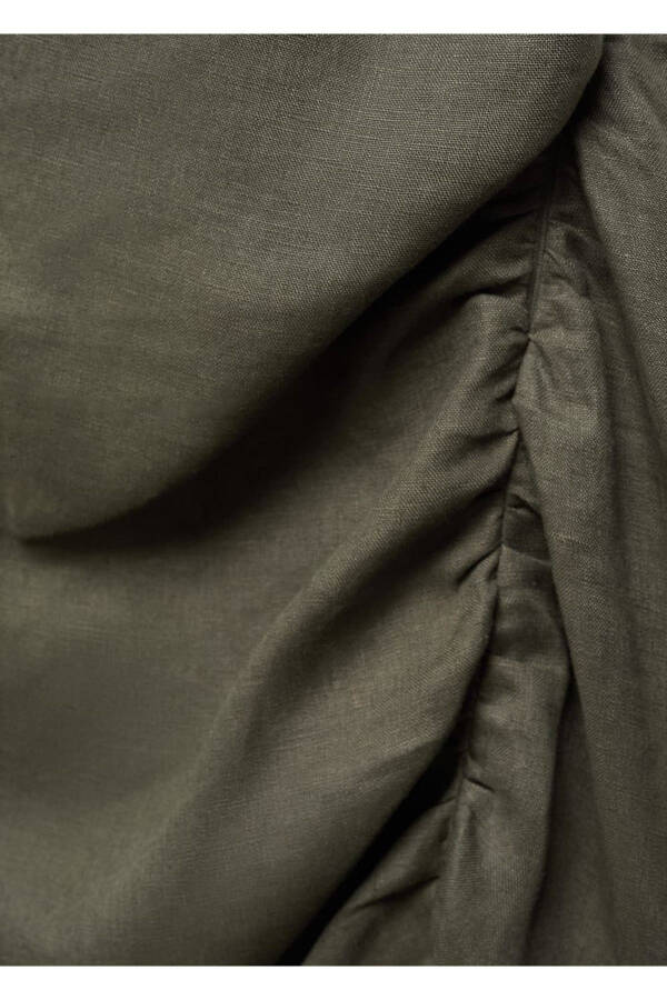 Drape detaylı yırtmaçlı elbise - 5