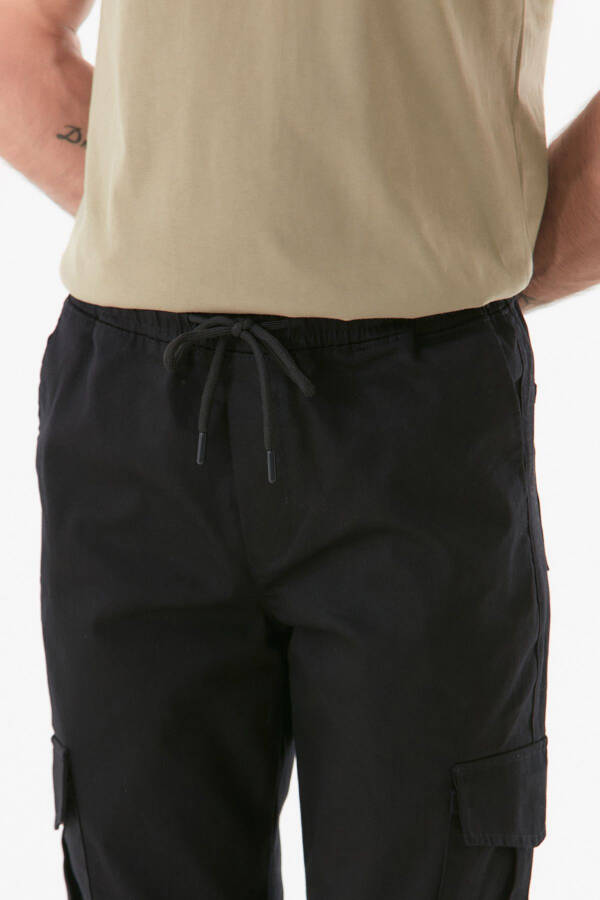 Drawstring Waist Cargo Pocket Jogger Pants - 15