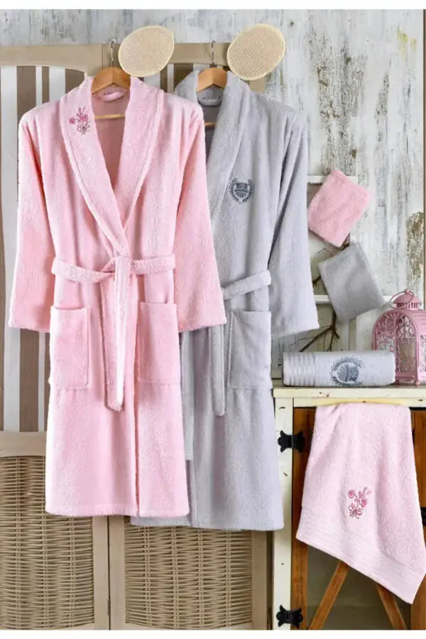Dream 10-Piece Embroidered Robe Set | Robe Set - 1