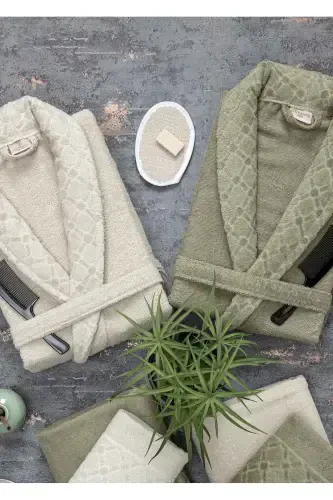 Dream 12-Piece Boxed Jacquard Bathrobe Set | Born - 3