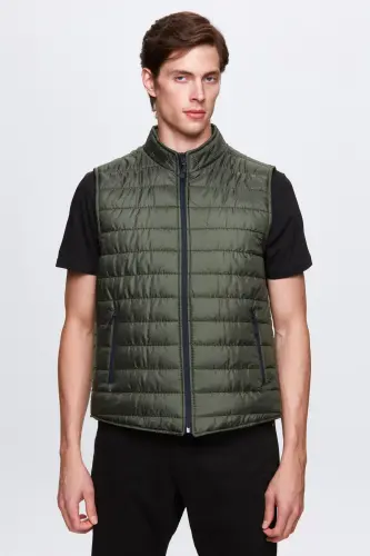 Ds Damat Regular Fit Khaki Stand-Up Collar Fiber Filled Seasonal Zippered Padded Vest Jacket-Green 