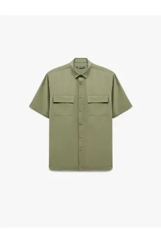 Düğmeli Klasik Yaka Kapaklı Cep Detaylı Rayon Regular Fit Viskon Kısa Kollu Gömlek-Haki - 3