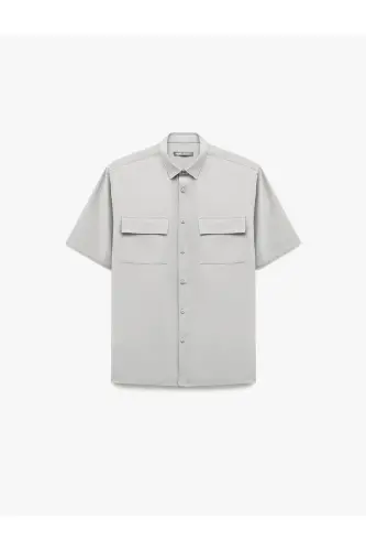 Düğmeli Klasik Yaka Kapaklı Cep Detaylı Rayon Regular Fit Viskon Kısa Kollu Gömlek - Gri - 3
