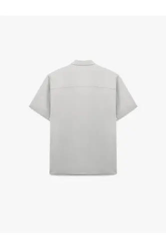 Düğmeli Klasik Yaka Kapaklı Cep Detaylı Rayon Regular Fit Viskon Kısa Kollu Gömlek-Gri - 4