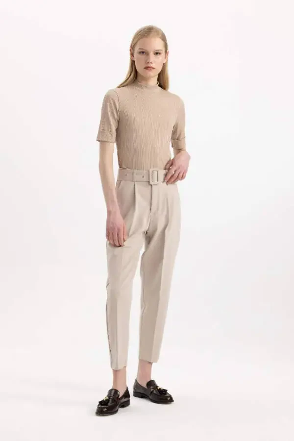 Regular Fit Yarım Balıkçı Yaka Fitilli Kaşkorse Kısa Kollu Tişört-Taş - 2