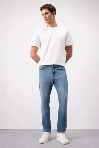 Джинсы Pedro Slim Fit узкого кроя с зауженными штанинами, обычная посадка, мятно-синий - DEFACTO (1)