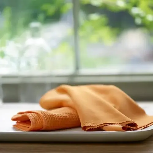 E-Cloth Microfiber Window Cleaning Cloth Kit - Glass Cleaning Cloth for Windows, Mirrors, Cars, Lenses, Eyeglasses, & More, Streak Free Clean, Machine Washable Reusable Towel - Tangerine Orange - 4