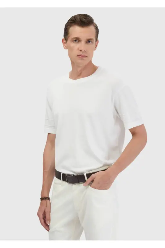 Ecru Bike Neck Plain Knitted Sweater - 3