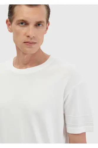 Ecru Bike Neck Plain Knitted Sweater - 4