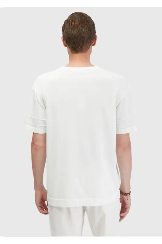 Ecru Bike Neck Plain Knitted Sweater - 8