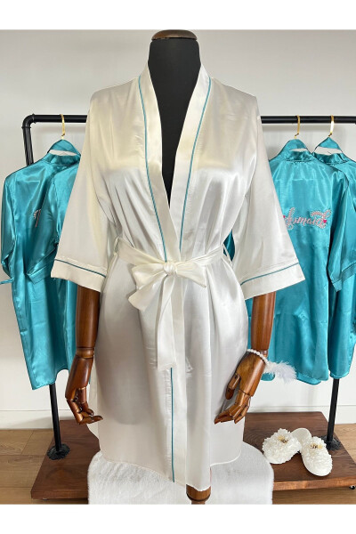 Ecru Bride Bridal Robe with Turquoise Beads and Embroidered Beadwork - 4