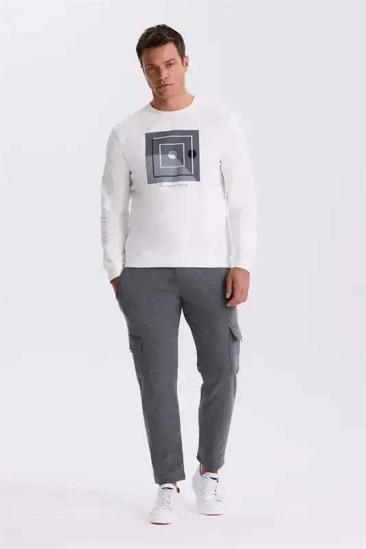 Ecru Slim Fit Mock Neck Printed 100% Cotton Sweatshirt - 2