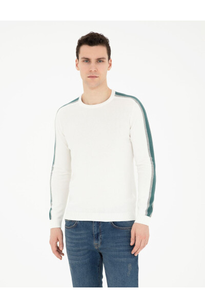 Ecru Slim Fit Sweater - 22