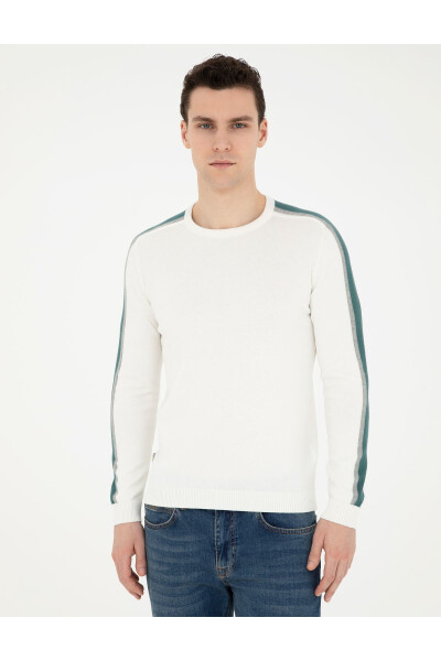 Ecru Slim Fit Sweater - 24