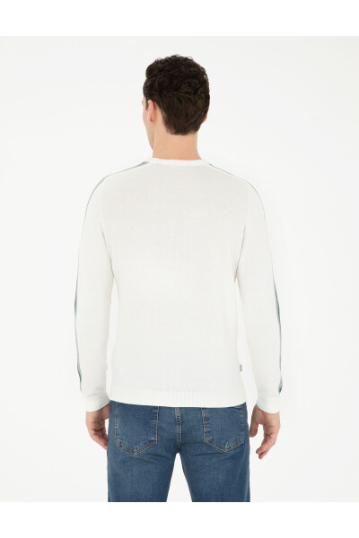 Ecru Slim Fit Sweater - 26