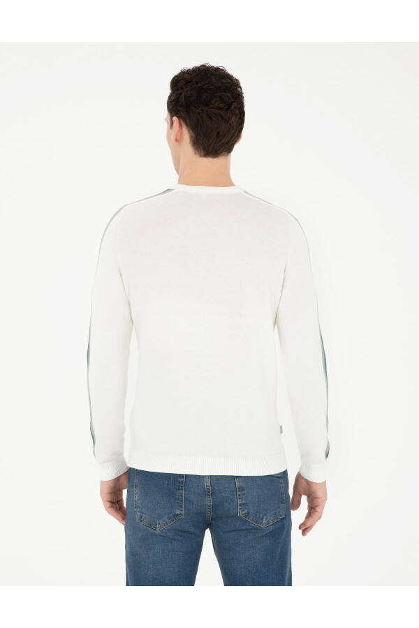 Ecru Slim Fit Sweater - 12