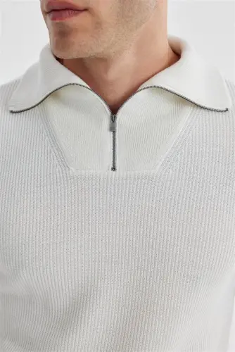 Ecru Slim Fit Wool Zipper Neck Pullover - 3
