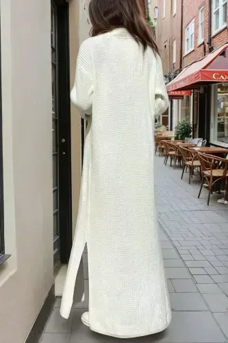 Ekru bo'g'izli, kesma yirtiq detallarli, keng va uzun - New Laviva (1)