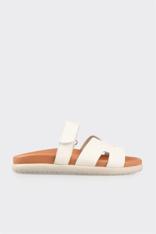 Экру кожаные женские пляжные шлёпанцы - ELLE SHOES
