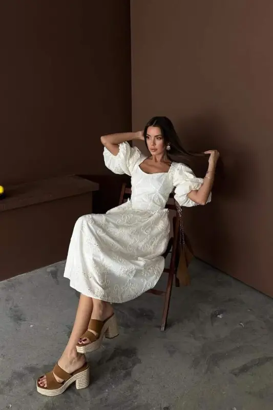 Ekru sharlar yengli dantelli brode ko'ylak - 4