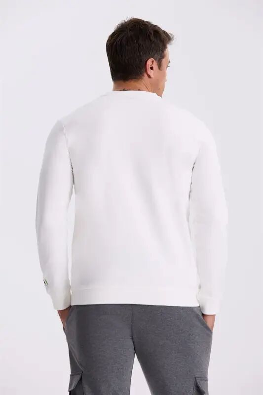 Ekru Slim Fit Bosma Naqshli Yumaloq Yoqali Tor Bichimli Bosma Paxta %100 Svitshot - 4